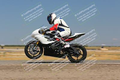 media/Sep-04-2023-Lets Ride (Mon) [[34443f911e]]/B Group/1220pm (Wheelie Bump)/